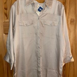 Elegant Beige Button-Down Shirt